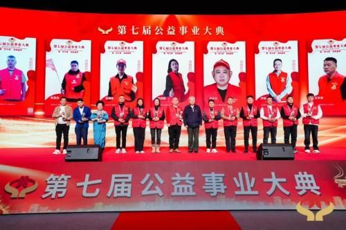 c8efff1a29b53c6c8513f6ae8158ee89